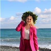 Studentessa universitaria di Scienze Geologiche. Esperienza nel campo delle ripetizioni. Disponibile per elementari, medie, liceo, biennio scientifico